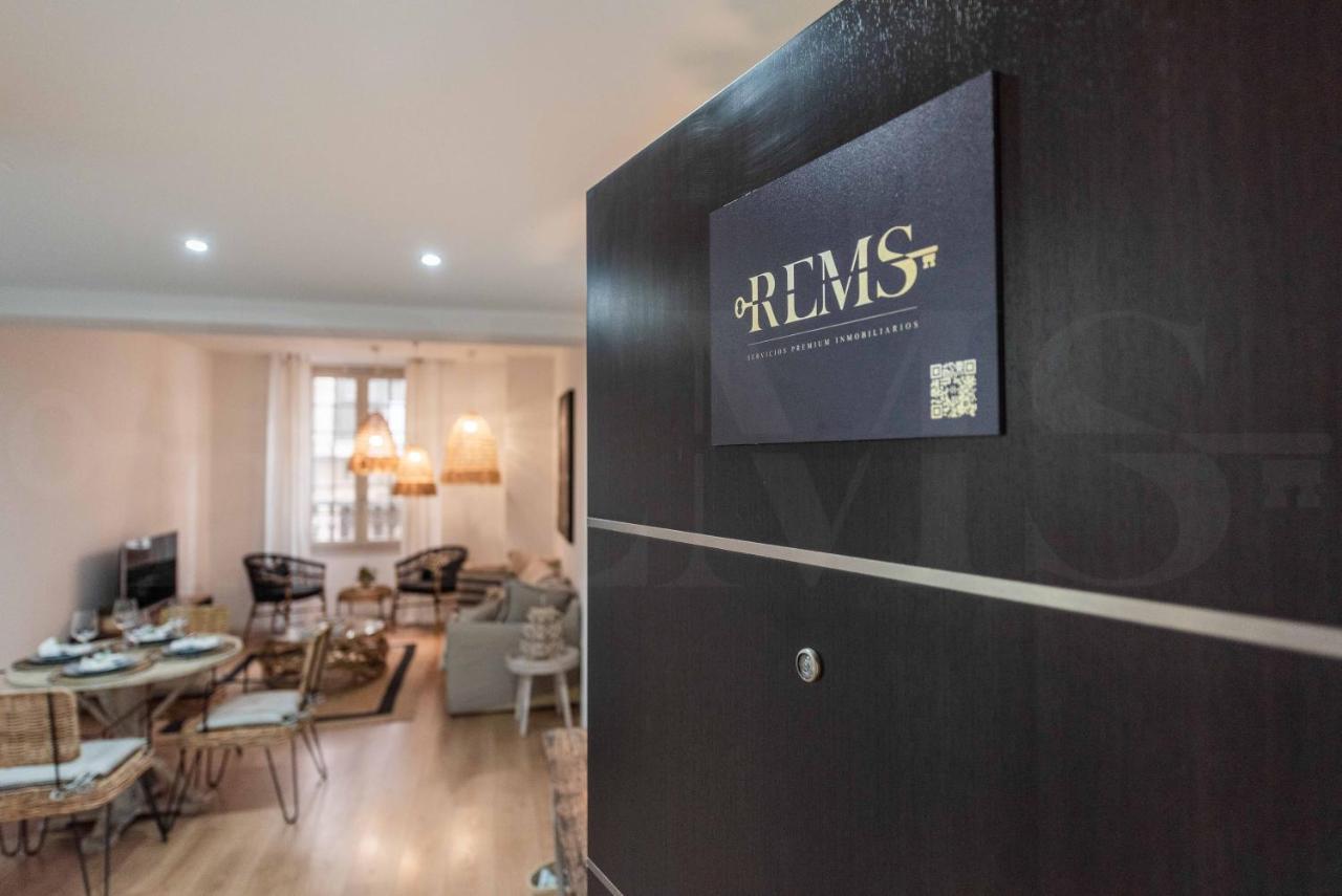 Lovely Boho Apartment With Parking - Historic Center By Rems مالقة المظهر الخارجي الصورة